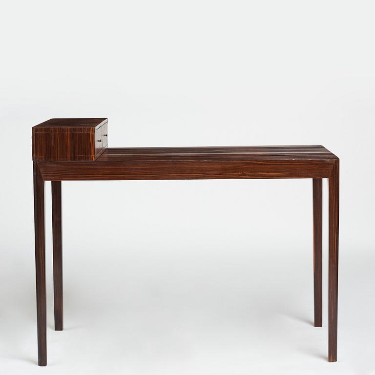 Margareta Köhler, a modernist desk for Futurum, Stockholm 1938.