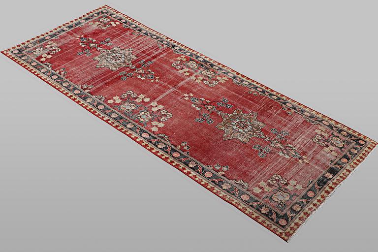 A runner carpet, Persia, Vintage design, c. 208 x 85 cm.