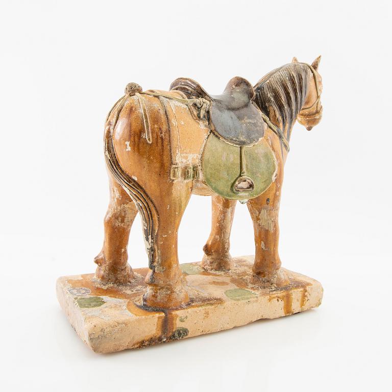 Figurine China Ming Dynasty China glazed earthenware.