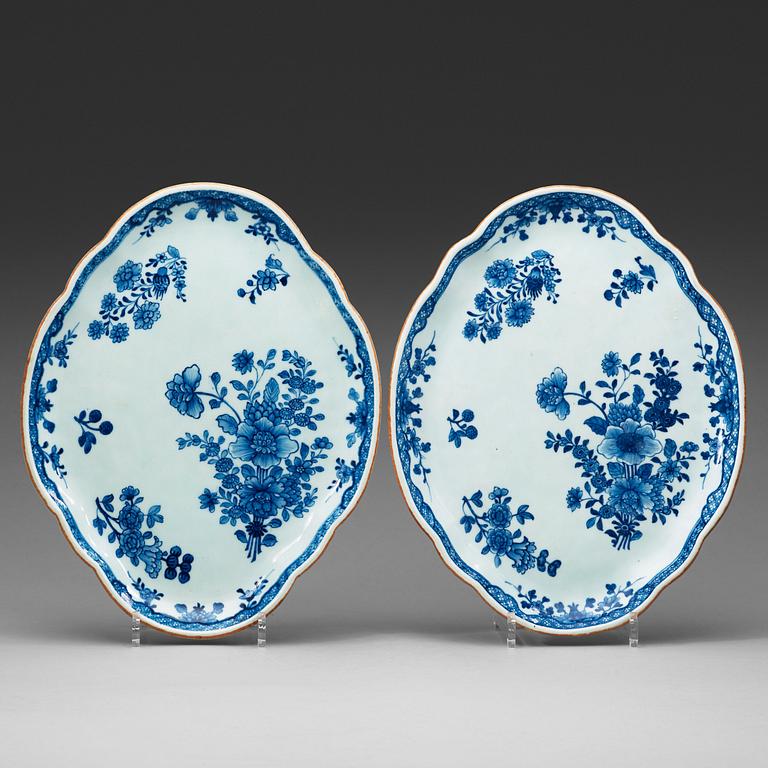 Two blue and white trays, Qing dynasty, Qianlong (1736-95).