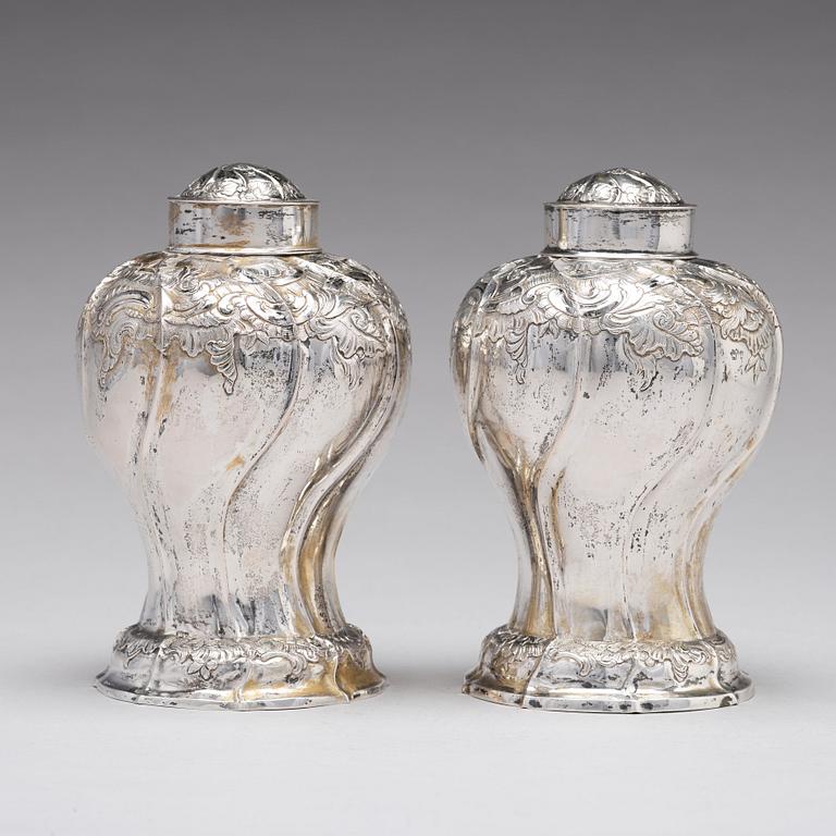 A pair of Russian 18th century silver tea-caddies, unidentified makers mark, Moscow.