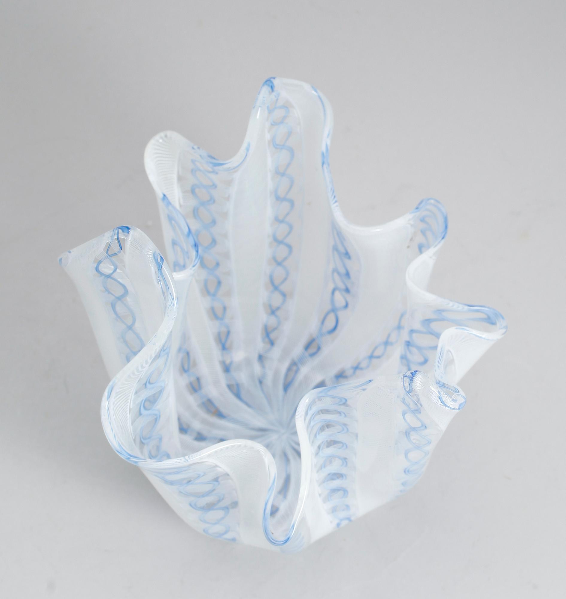 NÄSDUKSSKÅL, glas, Venini, märkt Venini, Murano, Italien.