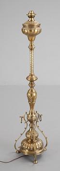GOLVLAMPA, mässing, omkring 1900.