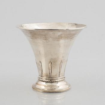 CG Hallberg, bägare, silver, Stockholm 1930.