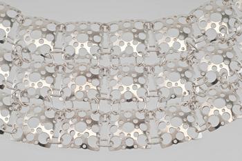 Liisa Vitali, A SILVER NECKLACE.