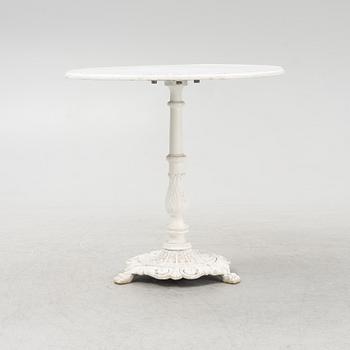 Trädgårdsstolar ett par, "Ormbunke" och ett bord, 1900-talets andra hälft.