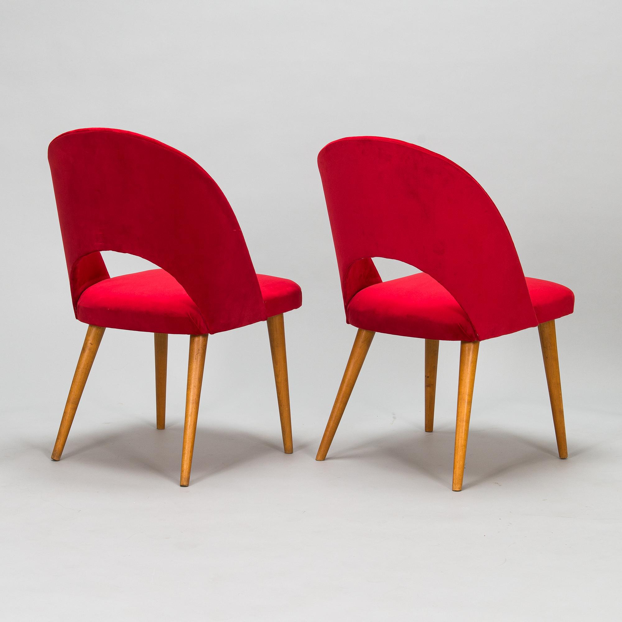 Four mid-20th century chairs.