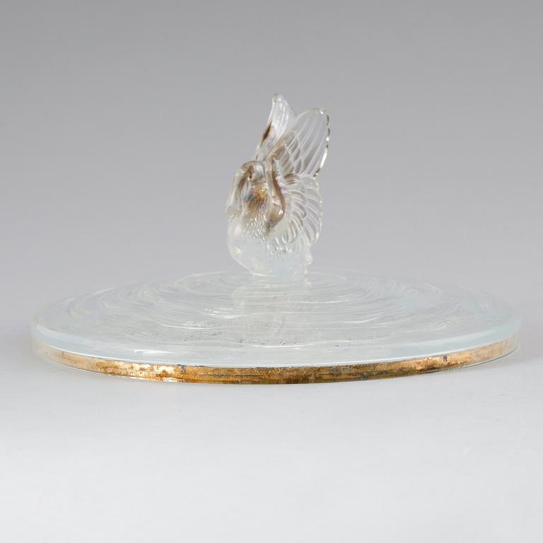 HANDSPEGEL, glas, sannolikt Frankrike, 1900-talets första hälft.
