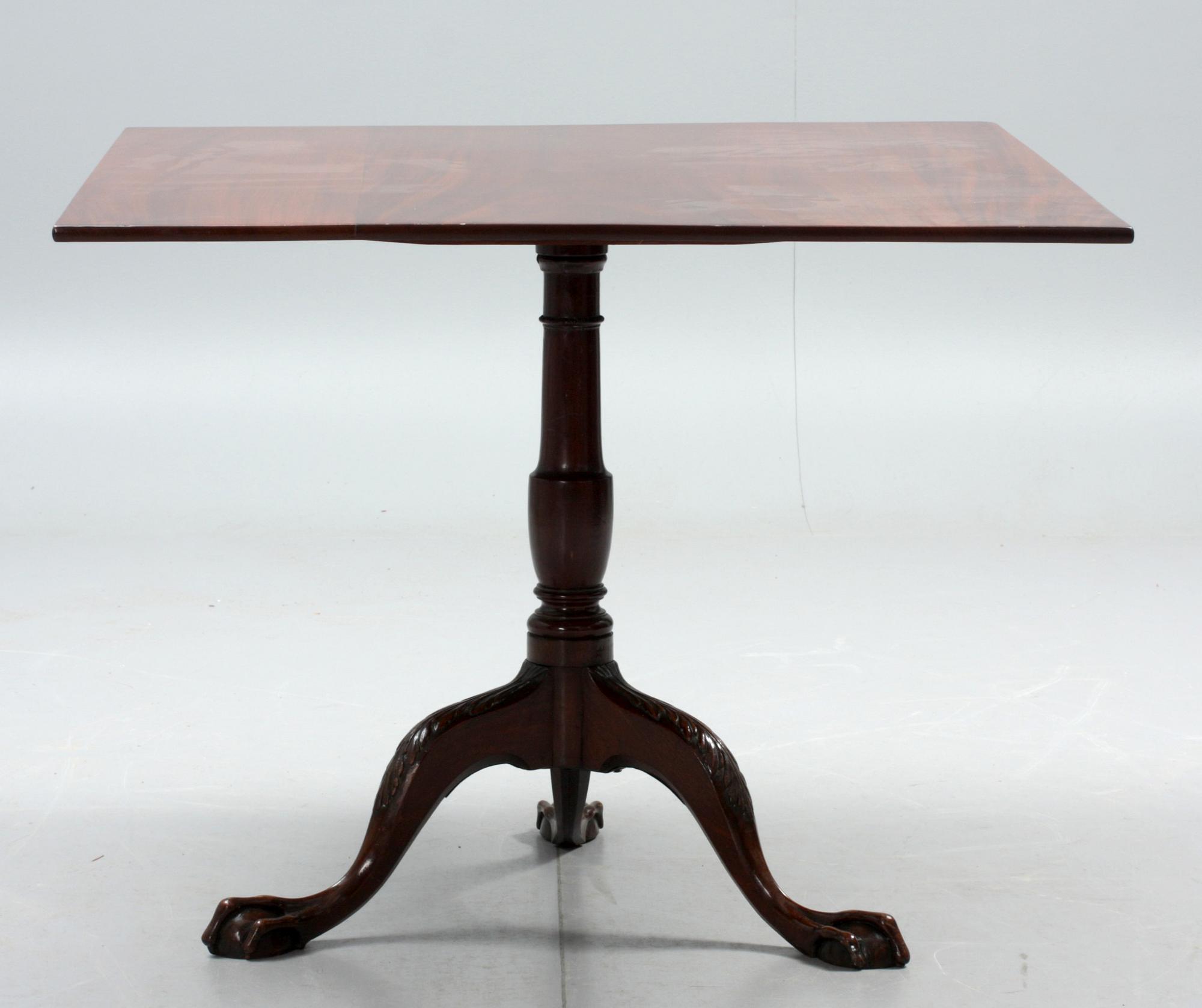 FÄLLBORD, England. Chippendalestil, 1900-tal.