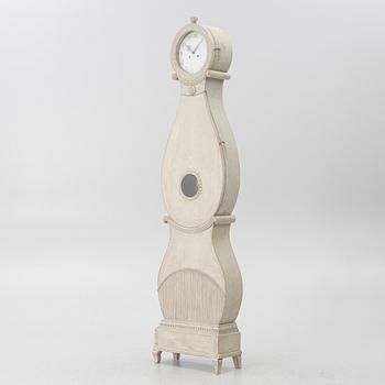Longcase clock, 18th century.