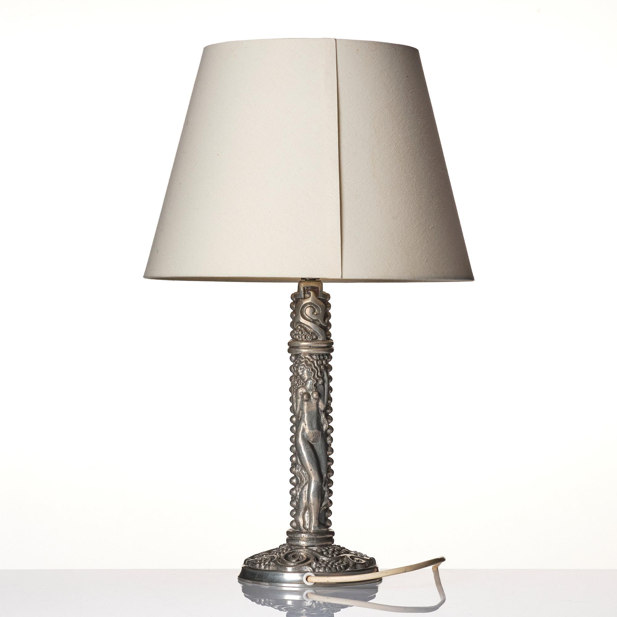 Anna Petrus, bordslampa, Firma Svenskt Tenn, Stockholm 1927.