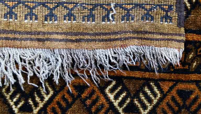 MATTA, Afghan. 220 x 158 cm.