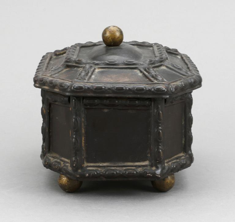 SKRIN, järn, 1800-talets sista fjärdedel.