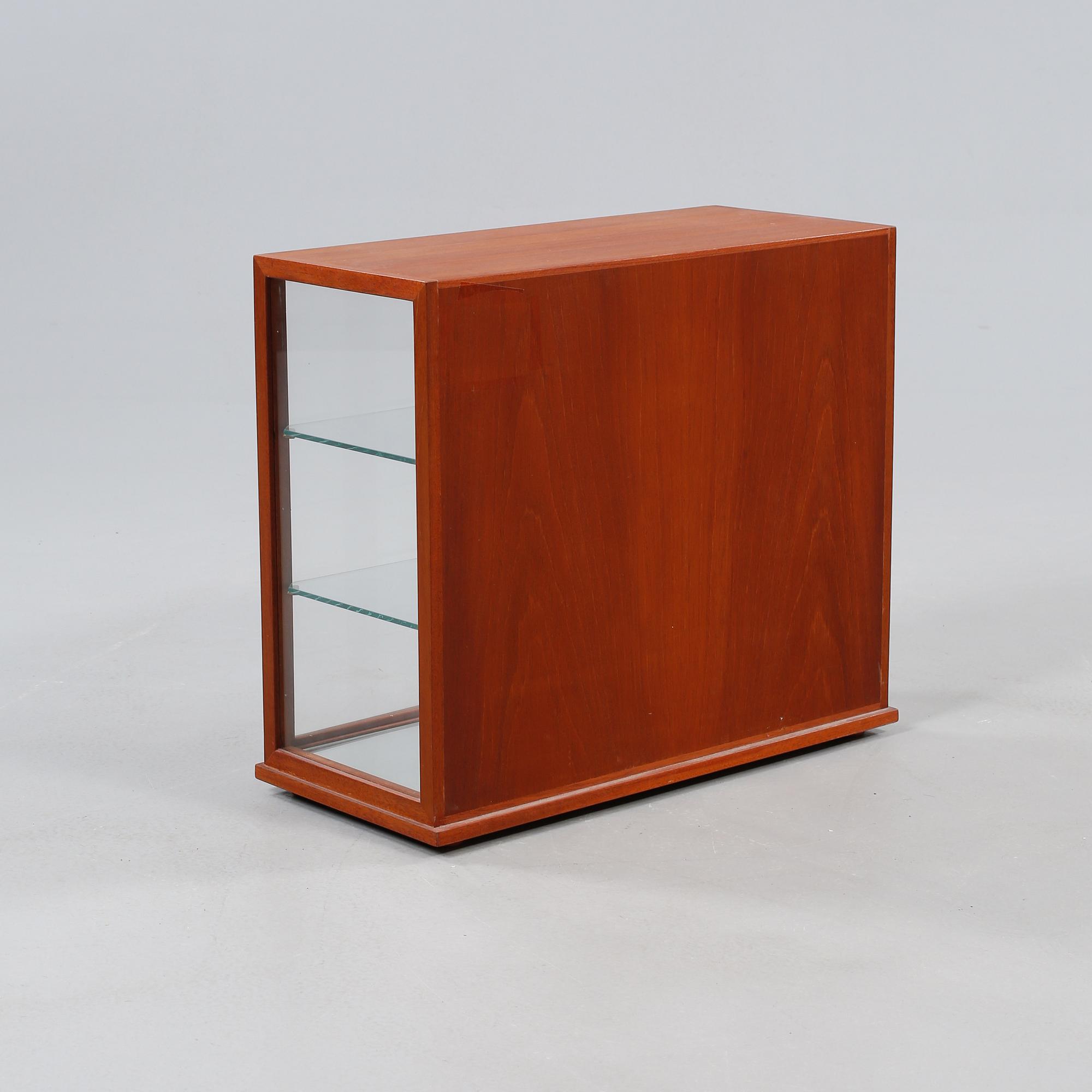 BORDSVITRIN, omkring 1900-talets mitt.