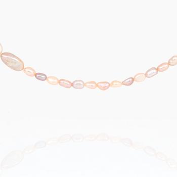 PÄRLHALSBAND, 2 st, rosa, kräm- och vitfärgade sötvattenspärlor.