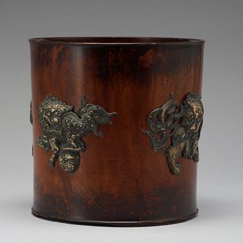 A wooden scroll/brush pot, late Qing dynasty.