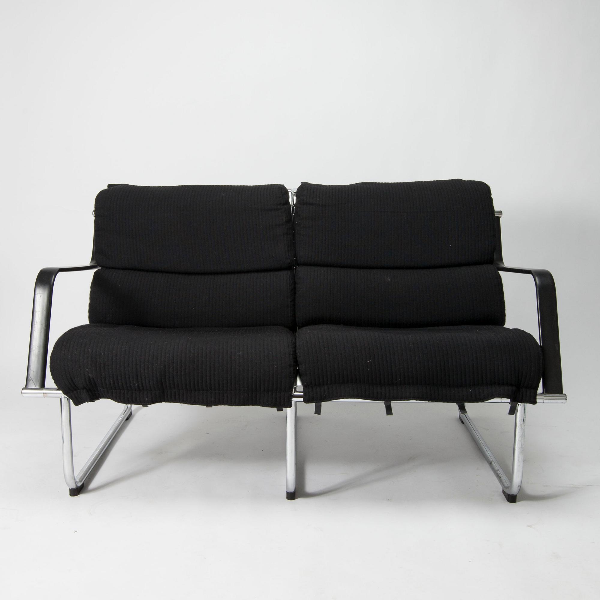 SOFFA, "Remmi" design Yrjö Kukkapuro, 1900-talets slut.