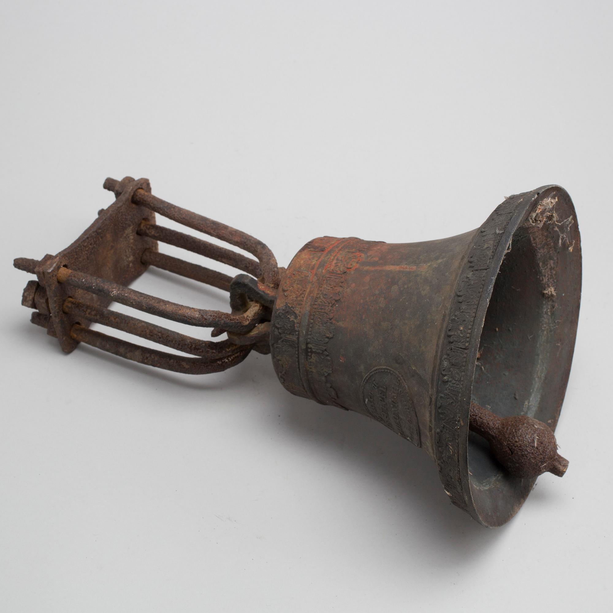 A cast iron bell made in Stockholm 1845. - Bukowskis