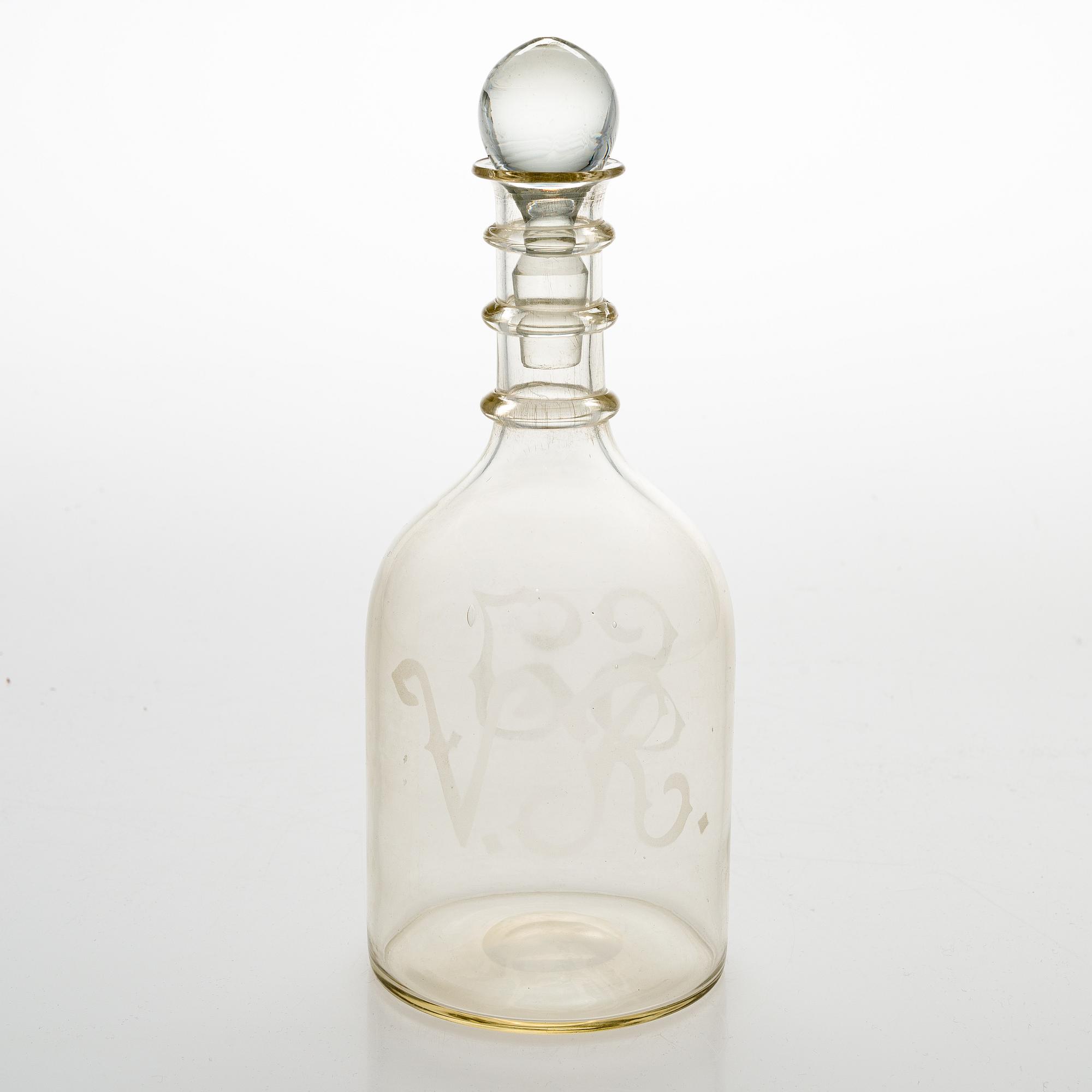 Carafe and two drinkin glasses for The Finnish State Railways 1920-1960.