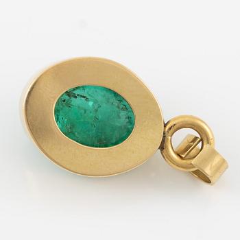 Pendant in 18K gold with a cabochon-cut emerald.