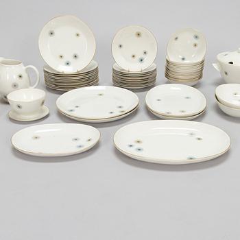 Raija Uosikkinen, ruoka-astiasto, "Jupiter", posliini, Arabia 1960-67.