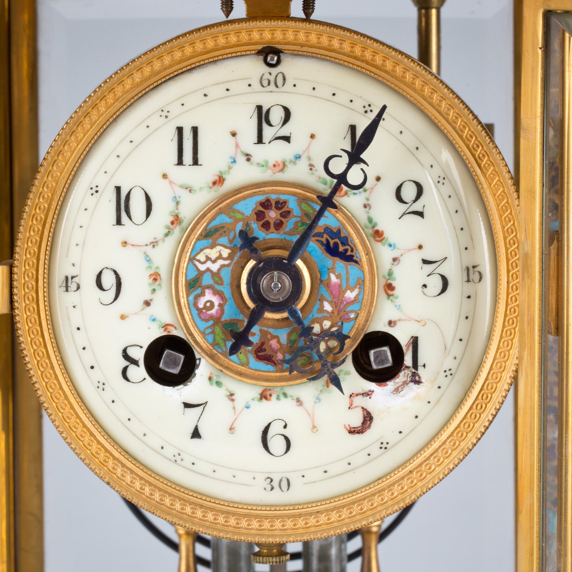 BORDSPENDYL, gustaviansk stil. 1900-tal.
