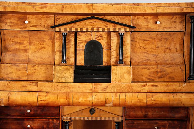 CHIFFONJÉ, 1800-tal.