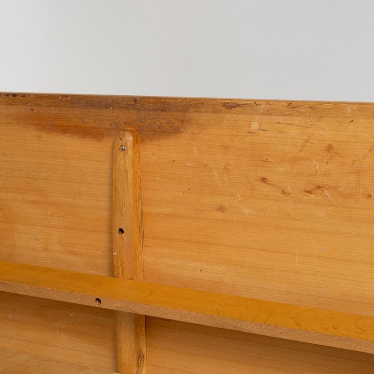 Børge Mogensen, dining table, "Shaker", Karl Andersson & Söner, second half of the 20th Century.