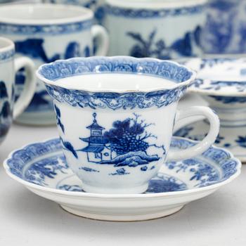 KOPPAR med FAT, 6 st, samt övriga delar, 21 st, Kina, Qing dynastin (1644-1912).