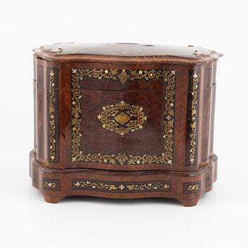 Flaskschatull, troligen Frankrike 1800-talets andra hälft.