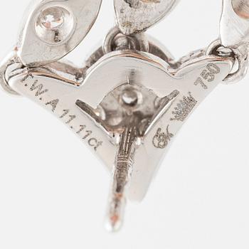 Örhängen, 18K vitguld med akvamariner och briljantslipade diamanter.