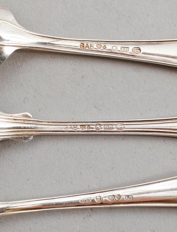 KAFFESKEDAR, 22 st, silver, svenska stämplar, olika modeller, 1900-tal. Vikt ca 323 g.