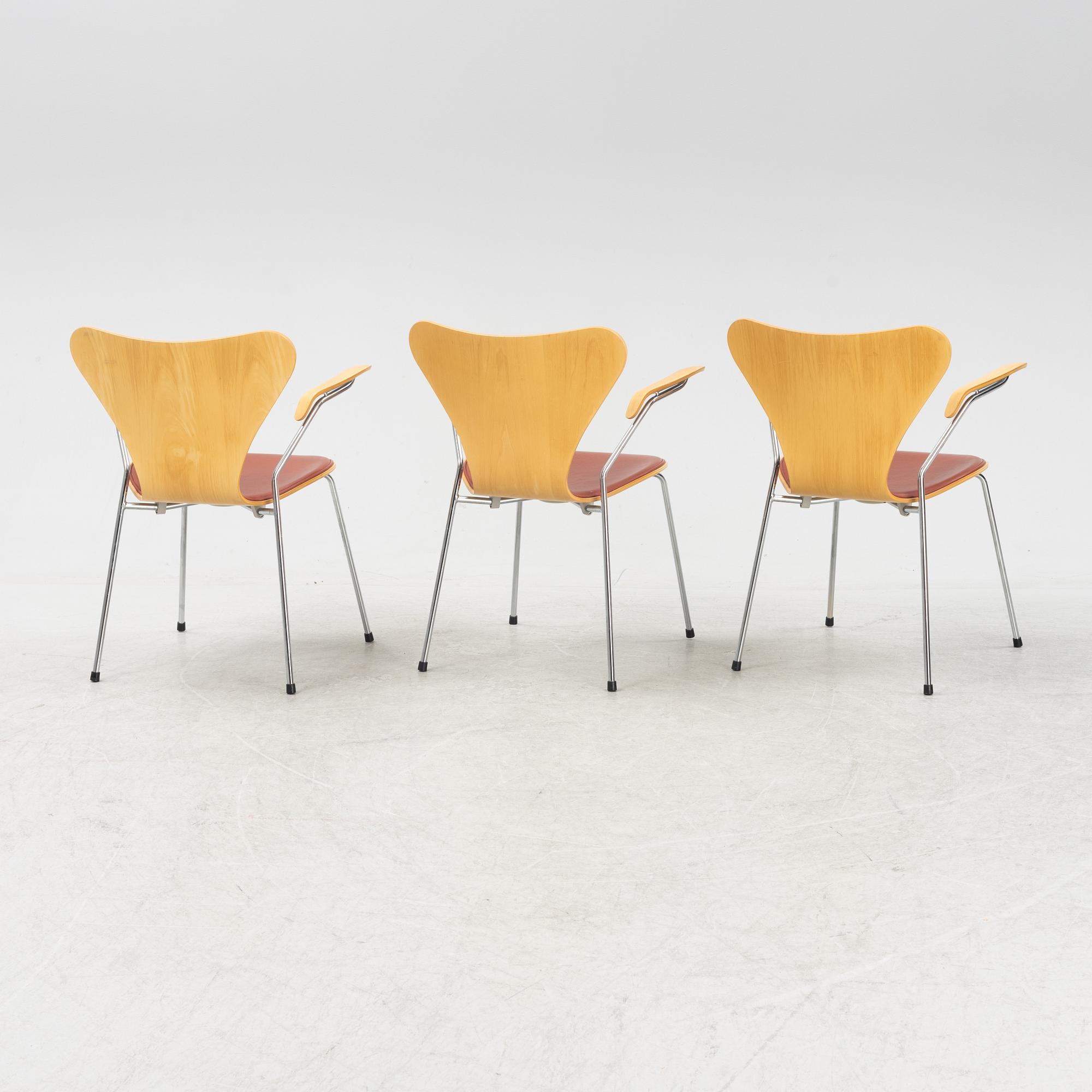Arne Jacobsen, a set of three model 'Seven' chairs, Fritz Hansen, Denmark, dated 2001.