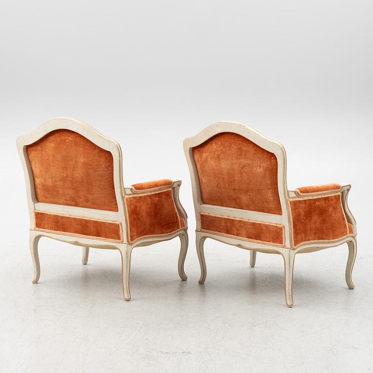 A pair of bergeres, Louis XV style 20th century.