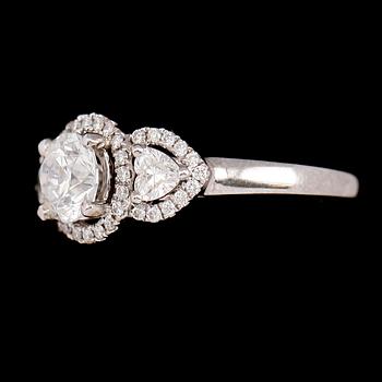 RING, 18 k vitguld, briljantslipade diamanter tot 1.61 ct.