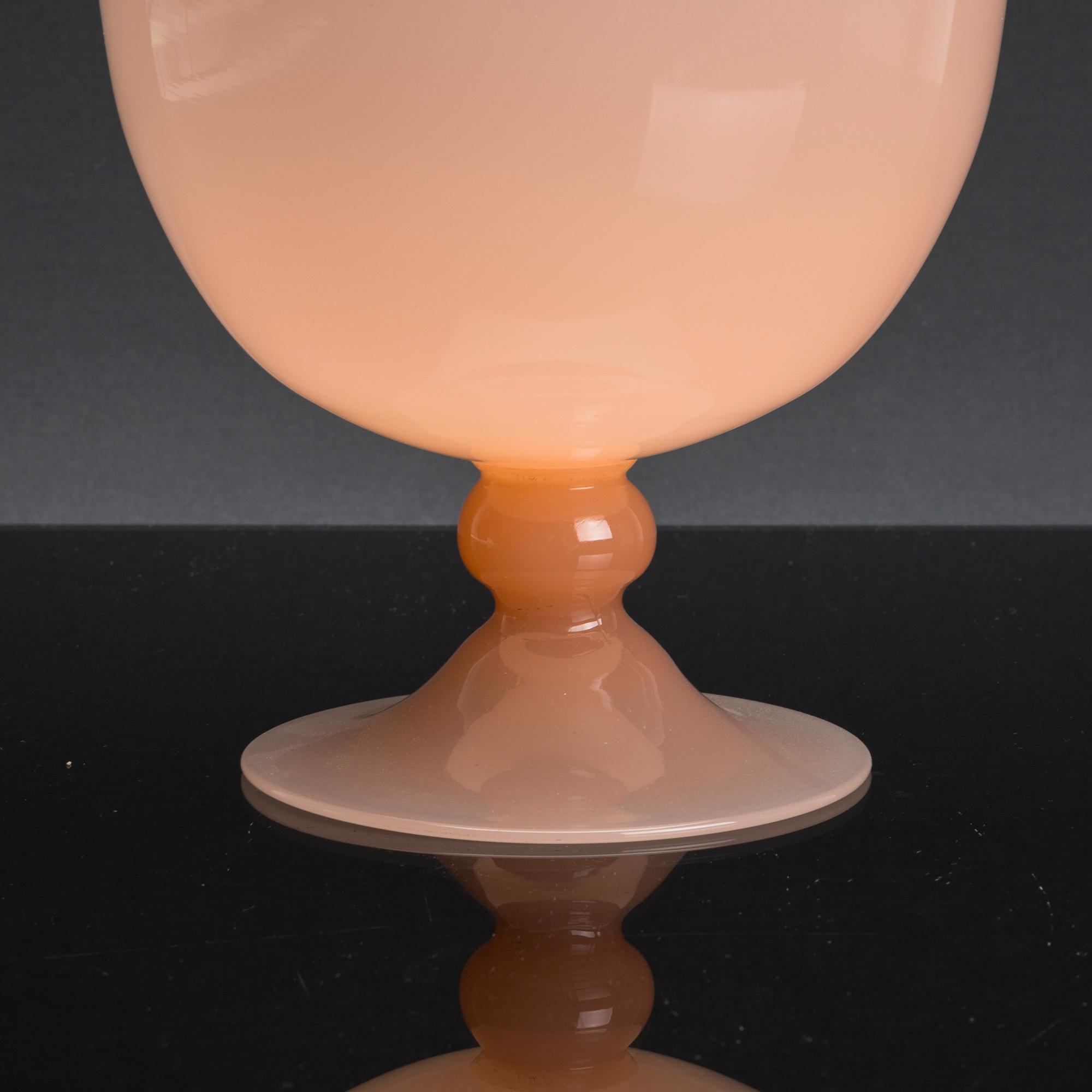 SKÅL PÅ FOT, glas, Murano 1950-tal.