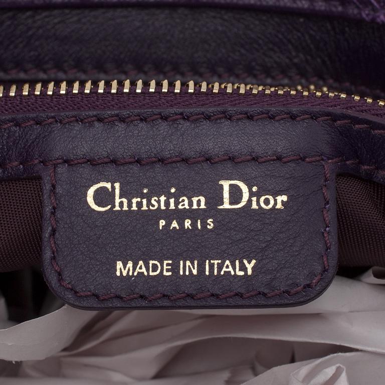 A bag "Lady Dior Cannage", by Christian Dior.