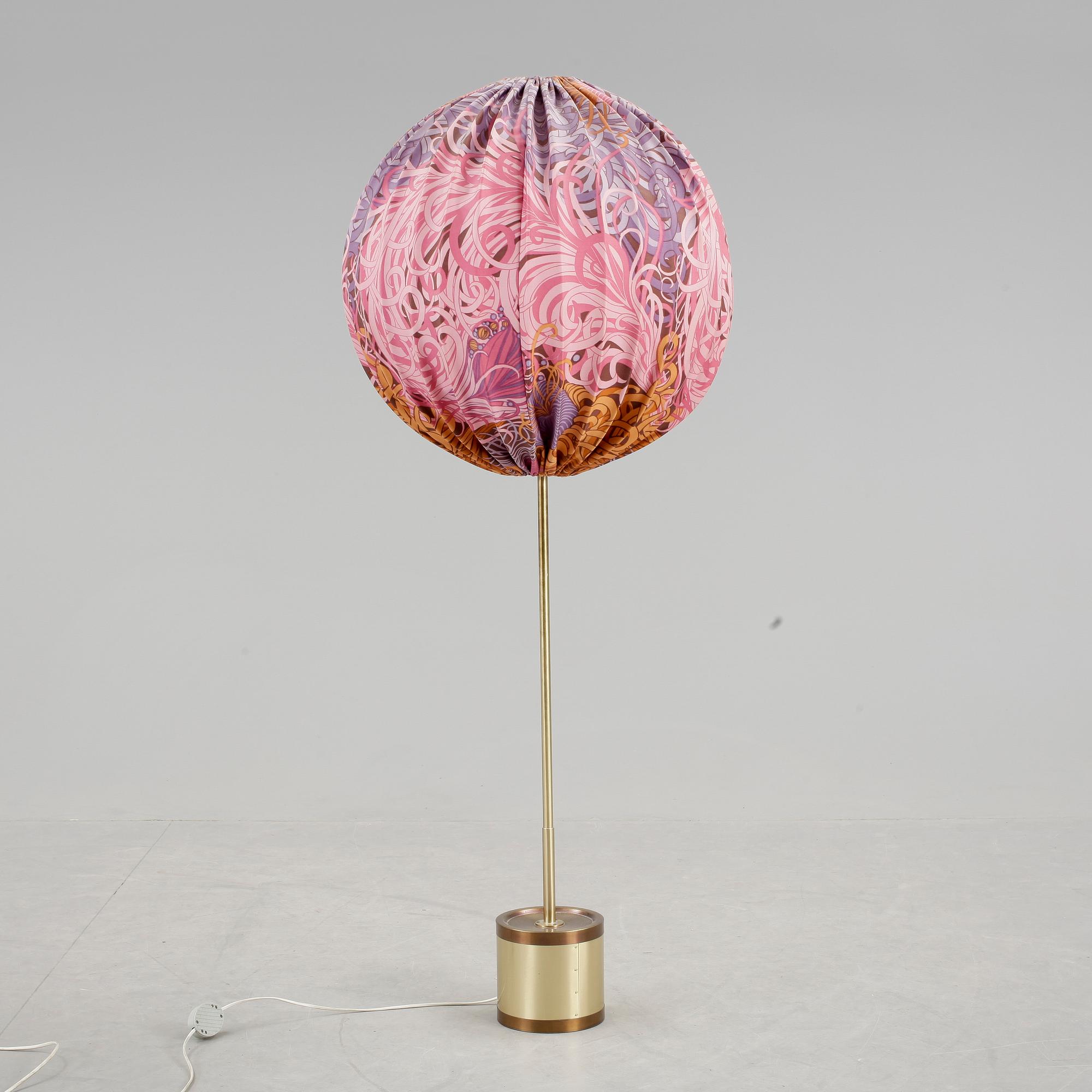 GOLVLAMPA, Hans Agne Jakobsson, Markaryd, 1900-talets andra hälft.