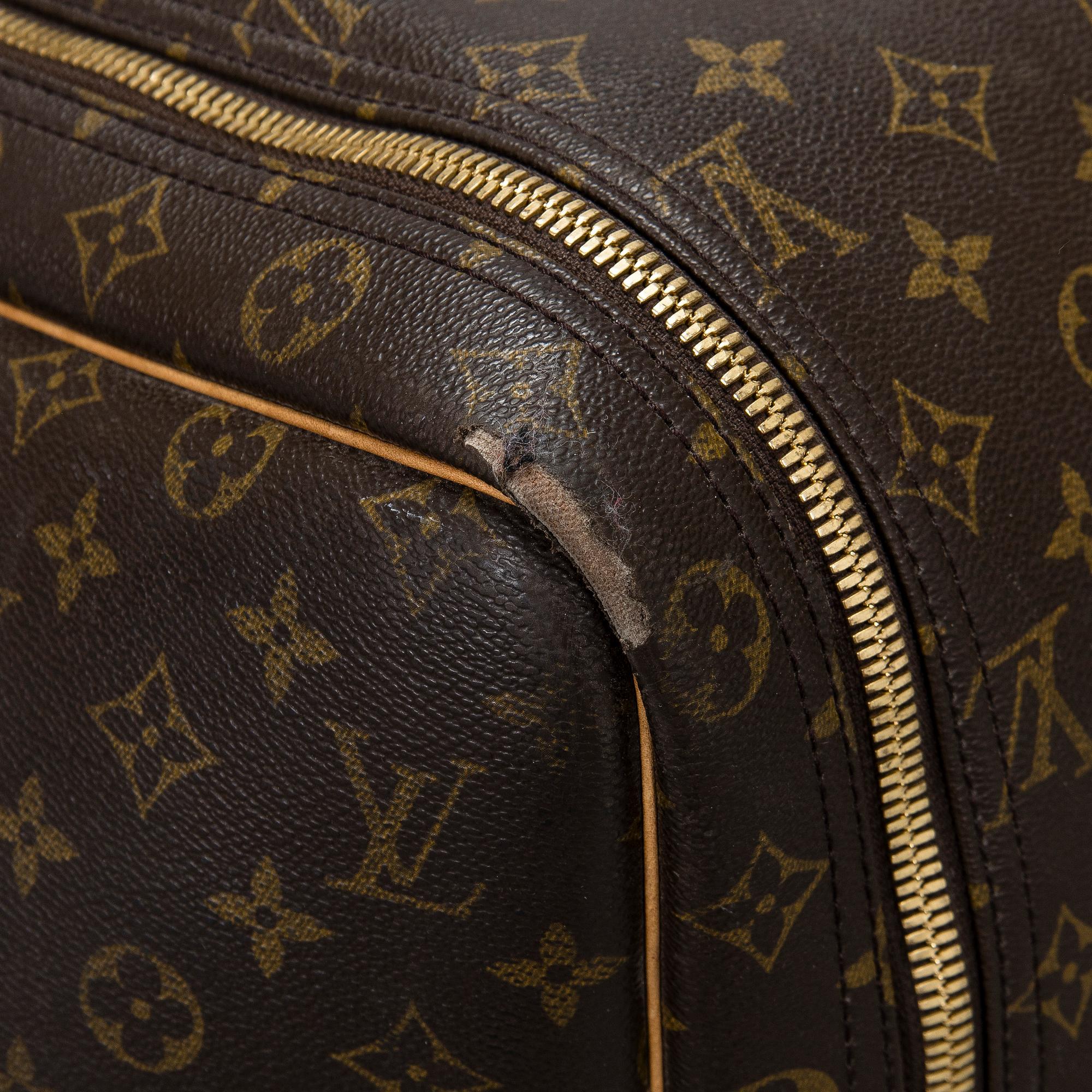 Louis Vuitton, matkalaukku, "Sirius 70".