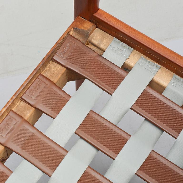 FÅTÖLJER, ett par, Folke Ohlsson, Bodafors, 1900-talets tredje kvartal.