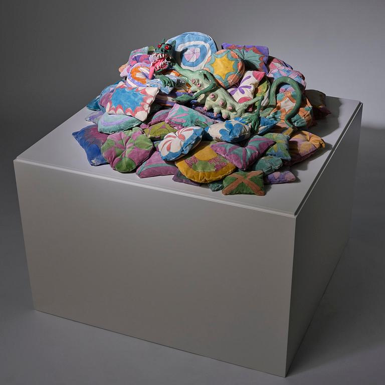 Nathalie Djurberg & Hans Berg, "Dragon on Pillows".
