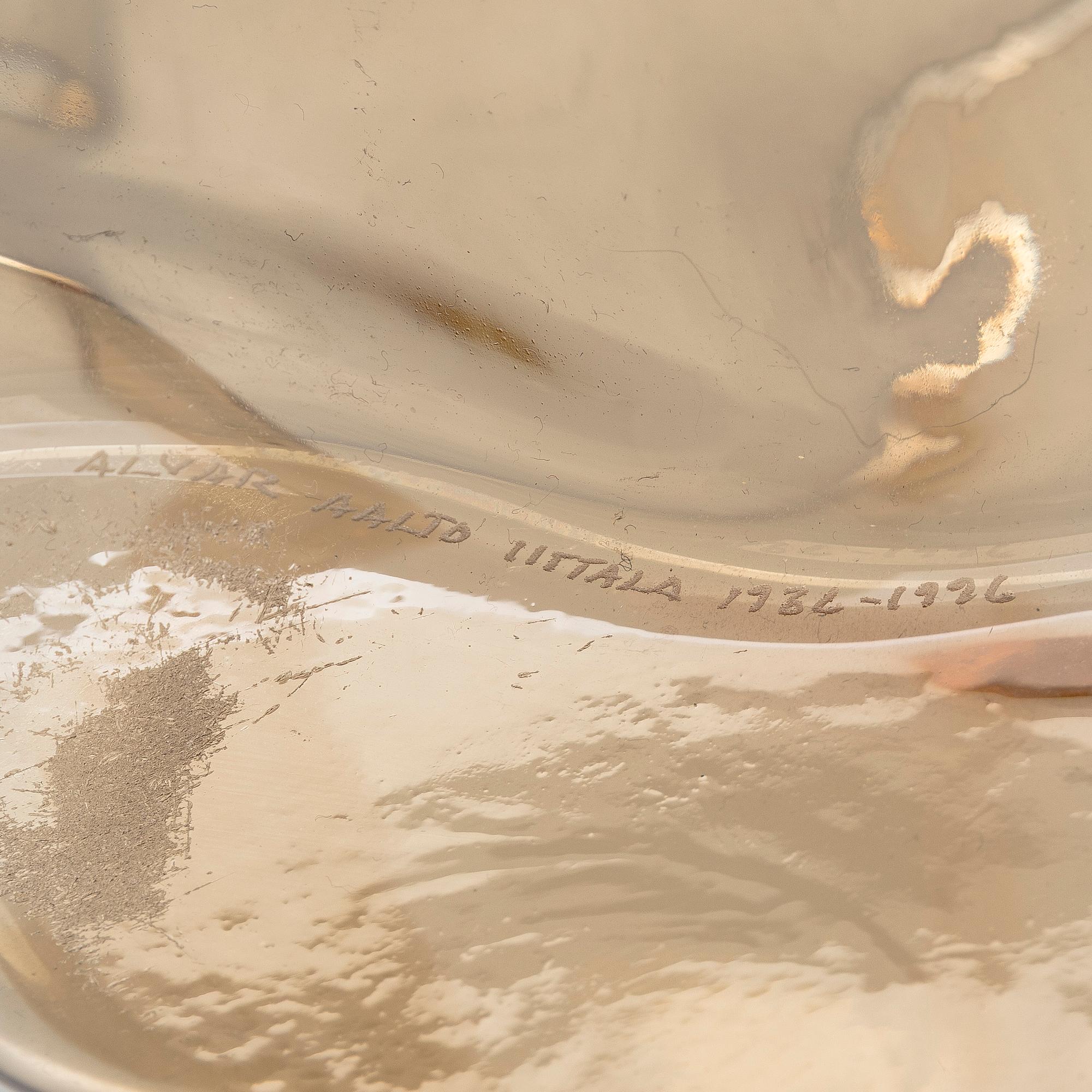vas, "3030", signerad Alvar Aalto Iittala 1936-1996.