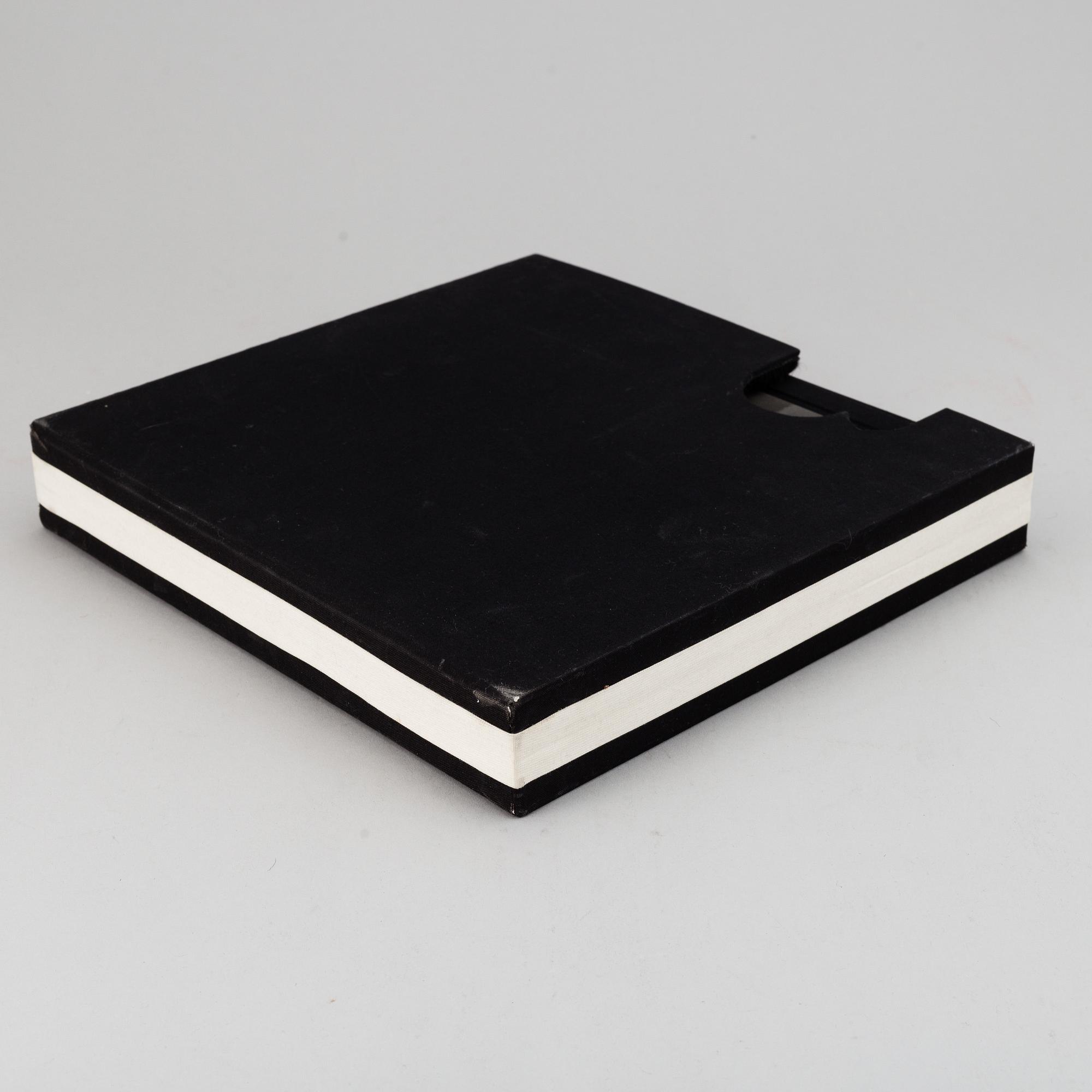 Eva Klasson, photo book,  'Le troisième angle' 1976.