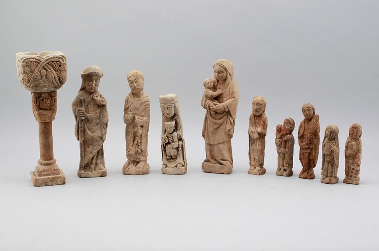 FIGURER, 11 st, sandsten, möjligen medeltida.