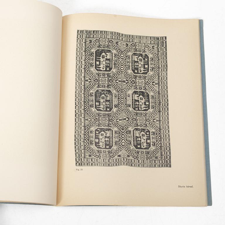 “Gammal allmogeslöjd från Malmöhus län”, 8 volumes, Förlags-aktiebolagets i Malmö Boktryckeri, 1921.