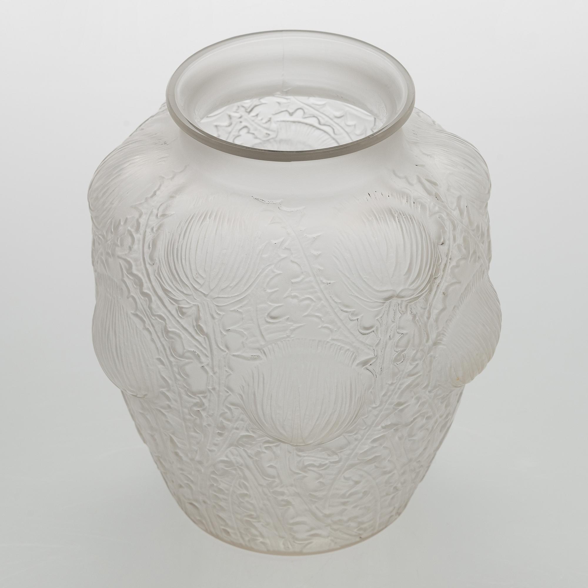 René Lalique, a 'Domrémy' glass vase, 1926.