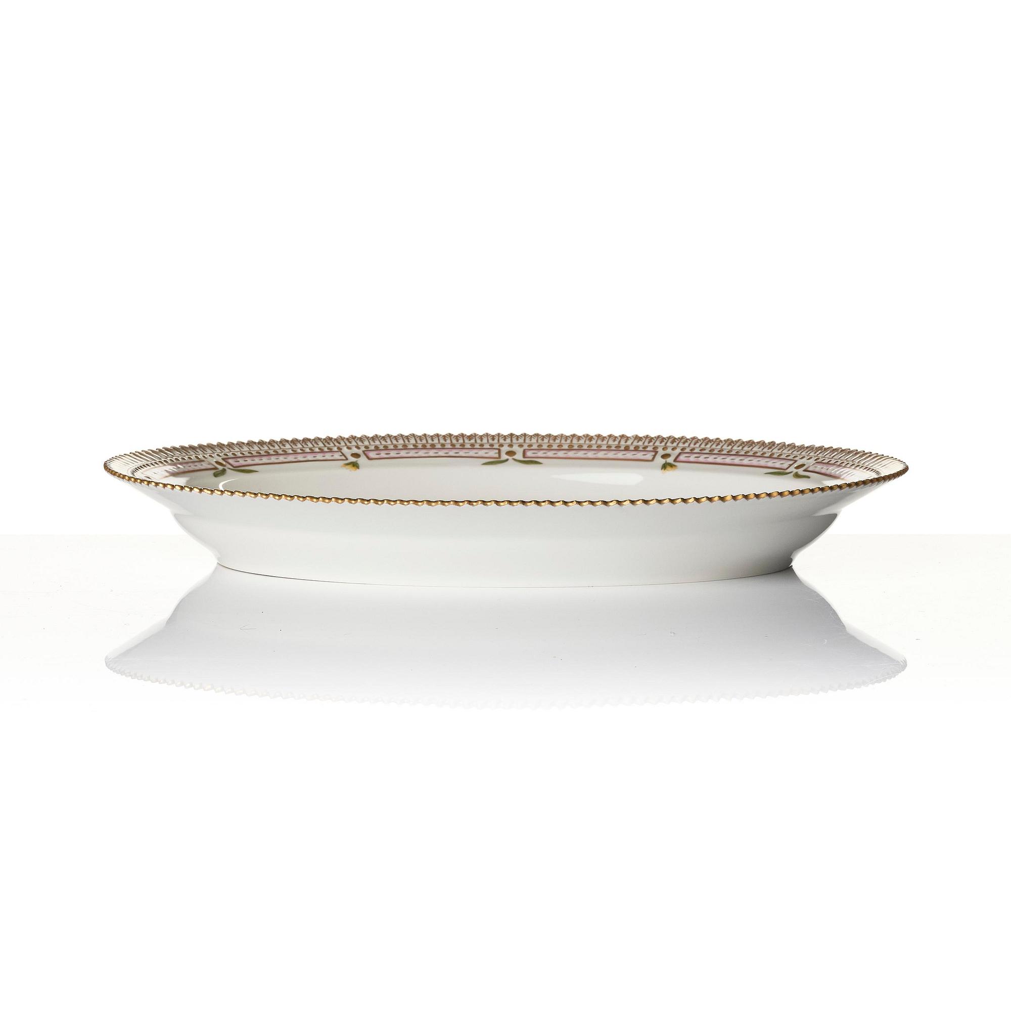 A set of two Royal Copenhagen 'Flora Danica' serving dishes, Denmark, 20th century.