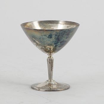 COCKTAILGLAS, 12 st, silver, Guldsmedsaktiebolaget, Stockholm, 1941. Vikt ca 880 gram.