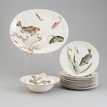 A 15 pieces porcelain servis by Johnson Bros, England, second half 20th century.