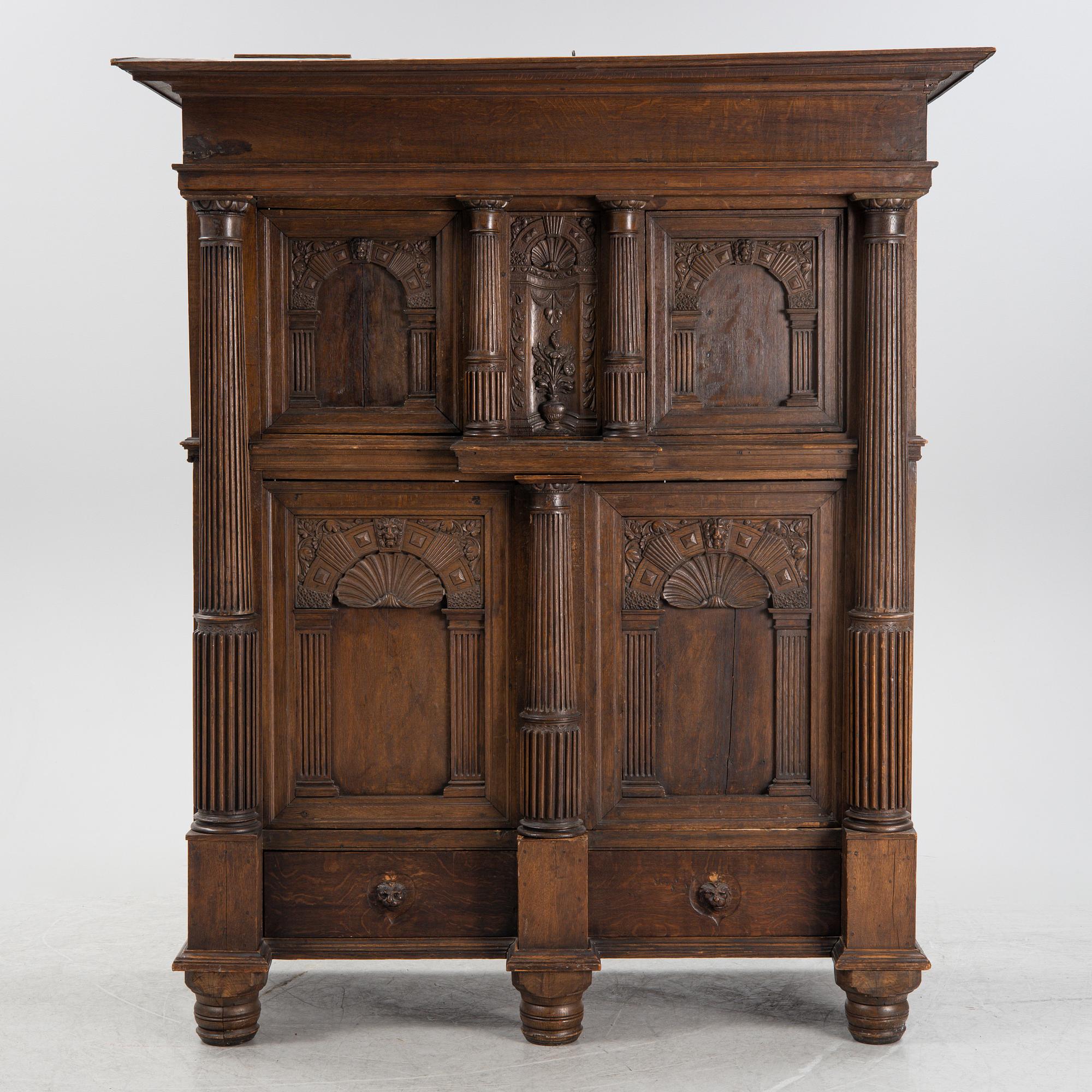 Skåp, barockstil, 1800-tales andra hälft.